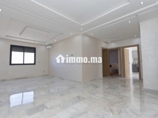 Appart Haut standing a coté de casa voyageur - Appartement à louer - Casablanca