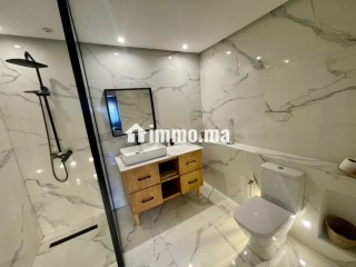 Appartement refait à neuf avec piscine Ain Diab - Appartement à louer - Casablanca