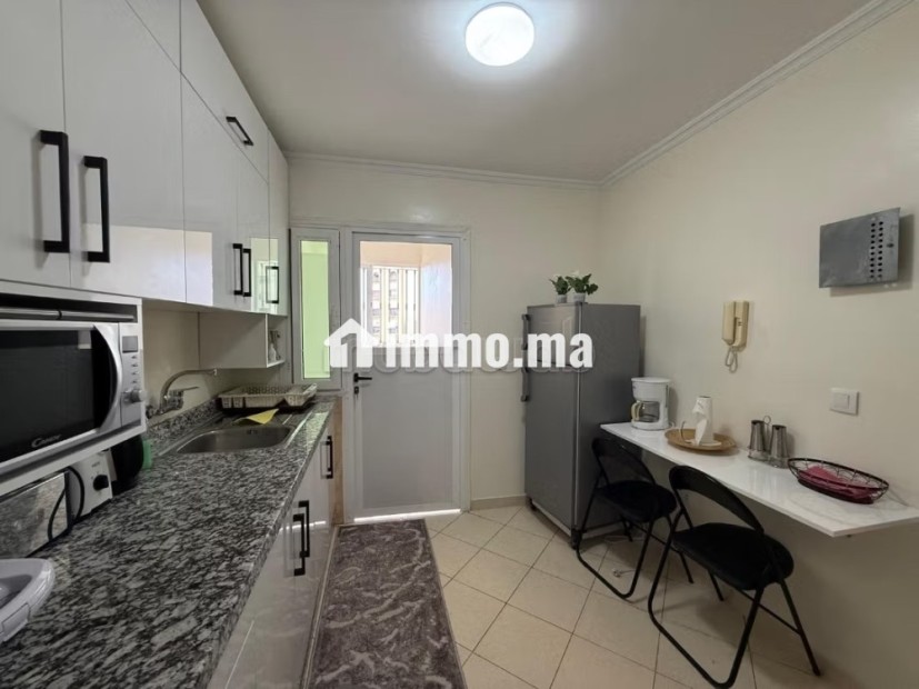 S. À louer: appartement 3 chambres en plein centre - Location Immobilier - Tanger - photo 4