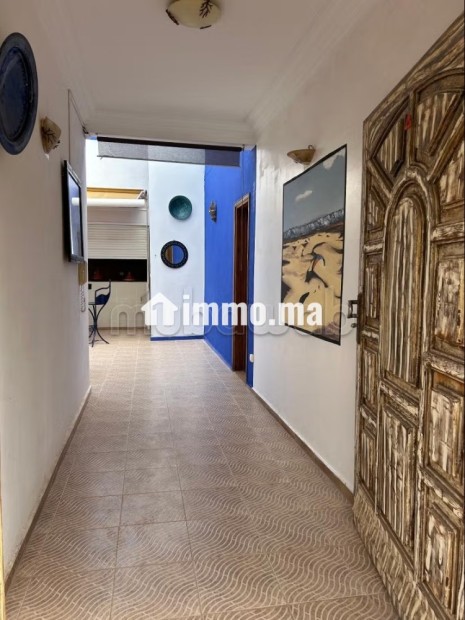 Villa de standing à louer pour vos vacances à Agadir Melloul. 6 chambres. Places de parking et beau jardin - Vente Immobilier - Autre - photo 8