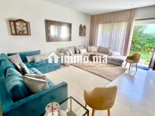Villa de 4 chambres dans une résidence fermée - Villa à vendre - Dar Bouazza