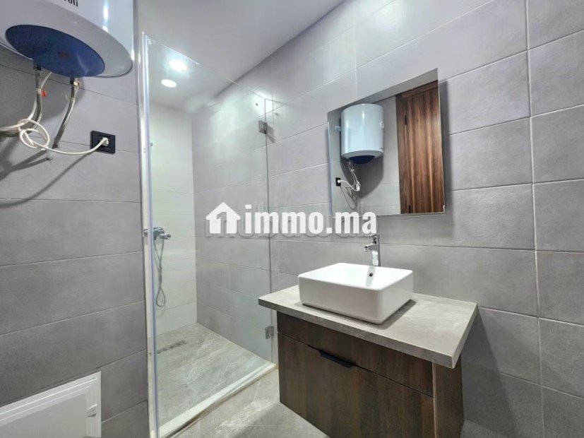 Superbe appartement à louer à Casablanca Finance City. Superficie 55 m². Jardin et ascenseur - Location Immobilier - Casablanca - photo 7