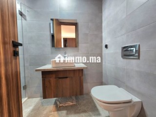 Superbe appartement à louer à Casablanca Finance City. Superficie 55 m². Jardin et ascenseur - Appartement à louer - Casablanca