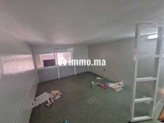 Magasin usage stokage - Local commercial à louer - Casablanca