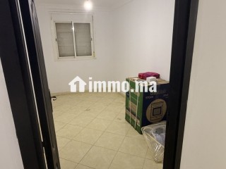 شقة للرهن باقامة رياض السلام بني يخلف المحمدية - Appartement à louer - Mohammedia