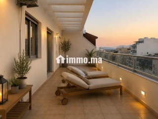 Bel appartement avec grande terrasse ensoleillé - Appartement à louer - Tanger