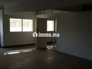 Plateau de 110 m2 a safi kisariat tantaoui, 4000 dh/ mois - Bureau à louer - Safi