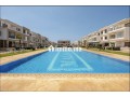 Bel appartement vue sur la piscine - miniature 8
