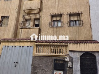 Maison sur 3 étages avec garage voiture - Maison à vendre - Casablanca