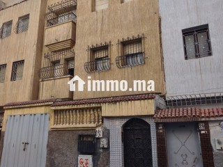 Maison sur 3 étages avec garage voiture - Maison à vendre - Casablanca