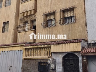 Maison sur 3 étages avec garage voiture - Maison à vendre - Casablanca