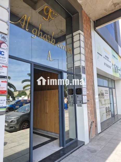 Location bureau parking de standing My Youssef roches noir - Location Immobilier - Casablanca - photo 1