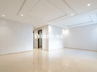 Appartement lumineux au centre ville - Appartement à vendre - Kenitra