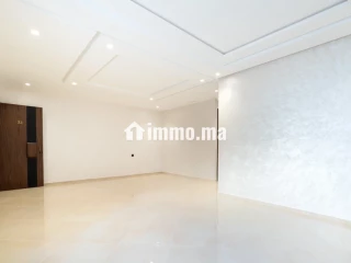 Appartement lumineux au centre ville - Appartement à vendre - Kenitra