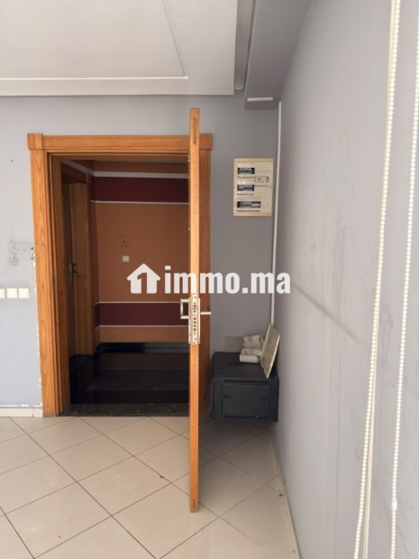 À louer un bureau professionnel de 63 m², situé au 5ᵉ étage du prestigieux Al Miarage Center - Location Immobilier - Casablanca - photo 2