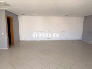 À louer un bureau professionnel de 63 m², situé au 5ᵉ étage du prestigieux Al Miarage Center - Bureau à louer - Casablanca