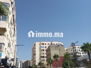 شقة ممتازة بالمصعد و واجهتين بطنجة - Appartement à vendre - Tanger