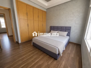 Villa de 410 m² terrain et 427 m² construit - Villa à vendre - Bouskoura