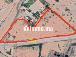 Terrain titré d’une superficie de 13 940 m². - Terrain à vendre - Marrakech