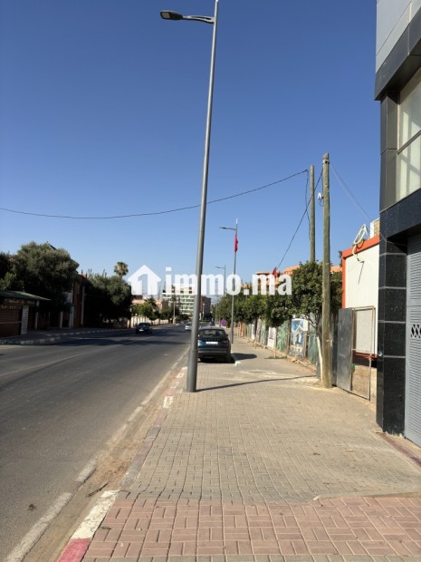 Vente d’un bureau servant actuellement d’un cabinet médical - Vente Immobilier - Beni Mellal - photo 1