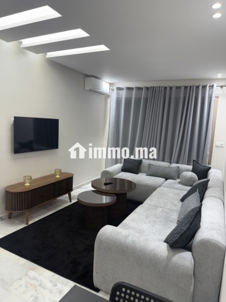 Studio roches noir neuf meublé à louer - Location Immobilier - Casablanca - photo 1