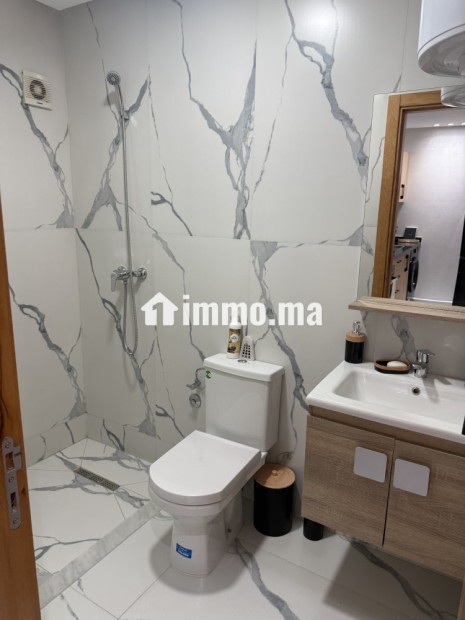 Studio roches noir neuf meublé à louer - Location Immobilier - Casablanca - photo 4