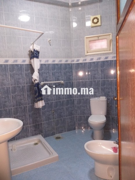 A vendre Belle Maison titrée de 121m2, avec 2 façades en R+1Quartier El Amal (ERAC) Khouribga - Vente Immobilier - Khouribga - photo 8