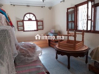 A vendre Belle Maison titrée de 121m2, avec 2 façades en R+1Quartier El Amal (ERAC) Khouribga - Maison à vendre - Khouribga
