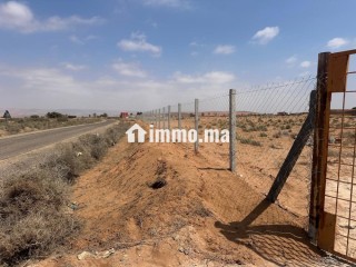 للبيع قطعة أرض محفظة بمساحة (18,000 متر مربع)، تقع بإقليم اشتوكة آيت باها، جماعة آيت ميلك - Terrain à vendre - Ait Melloul