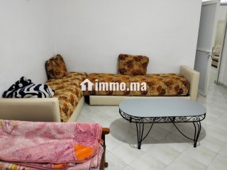 Bel appartement en location à Sala el Jadida. 1 chambre. Bien meublé - Appartement à louer
