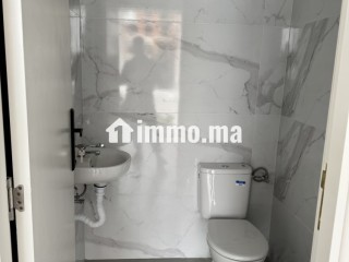 Local commercial de 20 m² à louer - محل تجاري للإيجار بمساحة 20 م²، - Local commercial à louer - Tanger