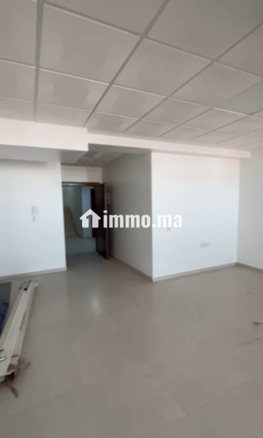 Bureau a louer au centre ville - Location Immobilier - Kenitra - photo 5