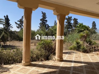 Villa R plus 1 a renover sur 1.5 ha pres de Labissa - Villa à vendre - Bouskoura