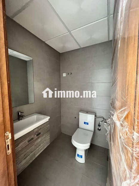 Bureau à louer 88 m² Centre ville Tanger - Location Immobilier - Tanger - photo 2