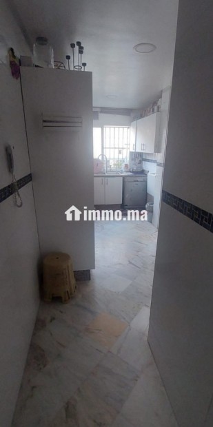 Grand appartement bien situé avec grande terrasse - Vente Immobilier - Rabat - photo 5