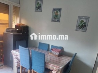 Grand appartement bien situé avec grande terrasse - Appartement à vendre - Rabat