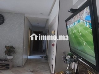 Grand appartement bien situé avec grande terrasse - Appartement à vendre - Rabat