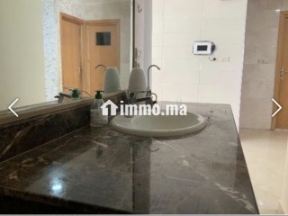 Excellent Rez de chaussée de villa équipé pour location avec jardin - Maison à louer - Oujda