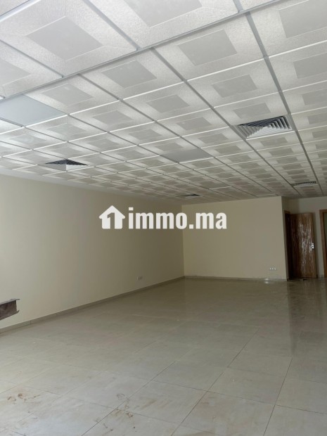Plateau de bureau en plein centre ville - Location Immobilier - Kenitra - photo 1