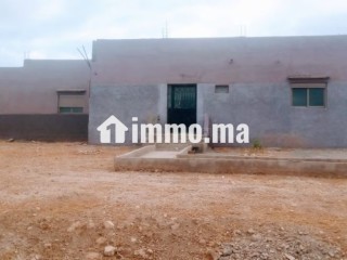 Terrain 1 hektar avec villa 170 m2 titre - Villa à vendre
