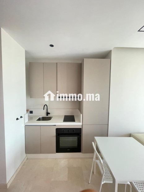 Coquet studio meublé quasi-neuf à Chantima Princesses à louer LLD - Location Immobilier - Casablanca - photo 5