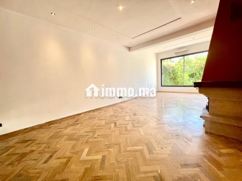 Á louer Villas au cœur de Ain Diab Vide - Location Immobilier - Casablanca - photo 2