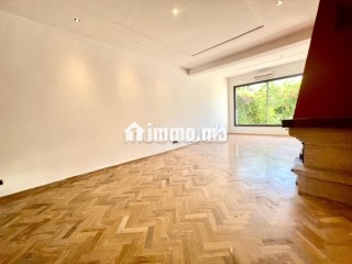 Á louer Villas au cœur de Ain Diab Vide - Villa à louer - Casablanca