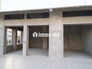 Emplacement rare double façade - Wifak Temara - Local commercial à louer - Temara