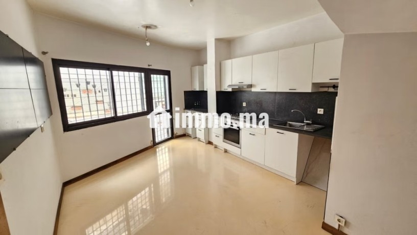 duplex-293-m2-avec-terrasse-a-racine-big-5