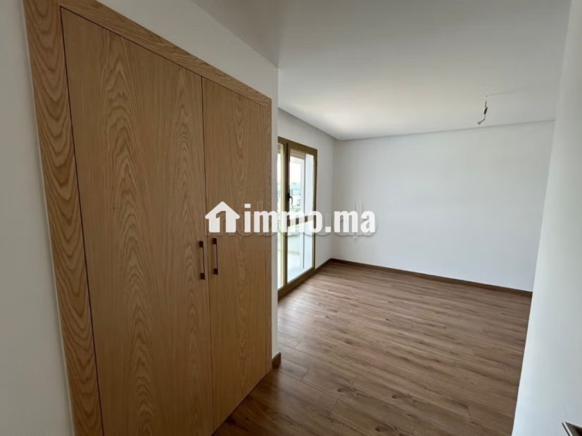 Très bel appartement à louer au caroussel - Location Immobilier - Rabat - photo 5