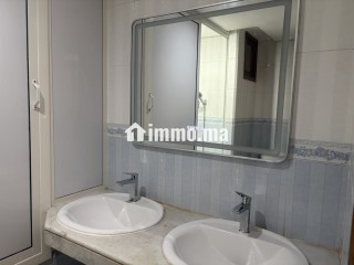 Location appartement Spacieux lumineux et bien agencé d'une superficie de 140 M2 a RABAT AGDAL - Appartement à louer - Rabat