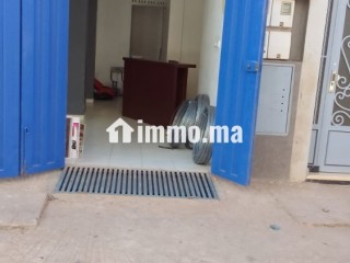 Magasin et cave à louer - Local commercial à louer - Sale