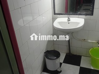 شقة سفلية مفرشة بابها معزول للكراء - Appartement à louer - Safi