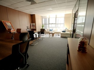 Bureau à louer bien équipé avec 3 place au garage - Bureau à louer - Casablanca